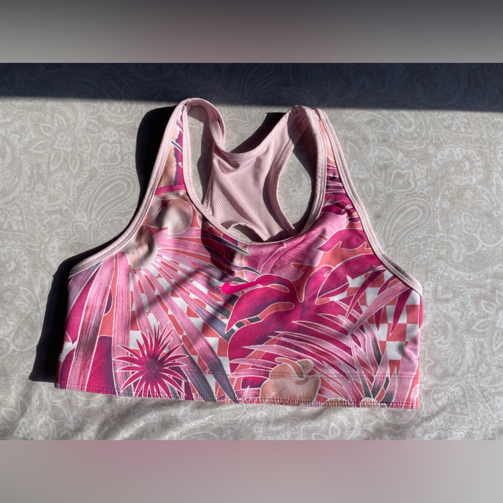 Nike reversible sport bra